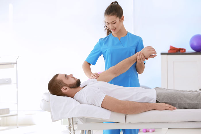 Terapia_de_masaje_puede_calmar_a_los_pacientes